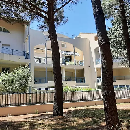 Appartement 4/5 Pers. Face A La Pinede Avec Terrasse - Fr-1-837-13 *